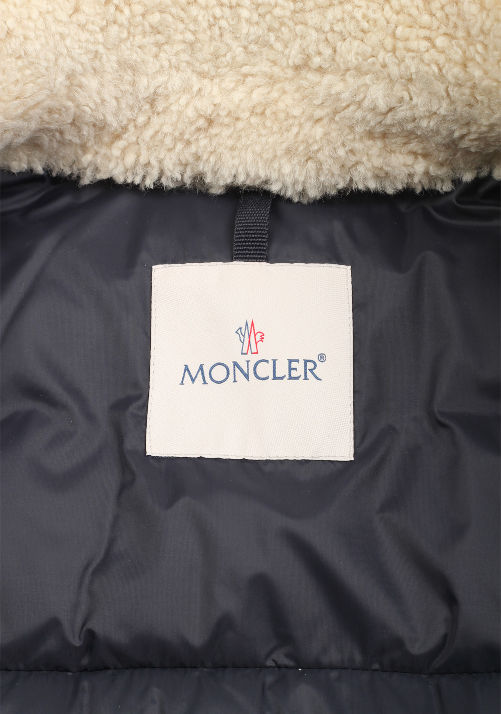 moncler size m